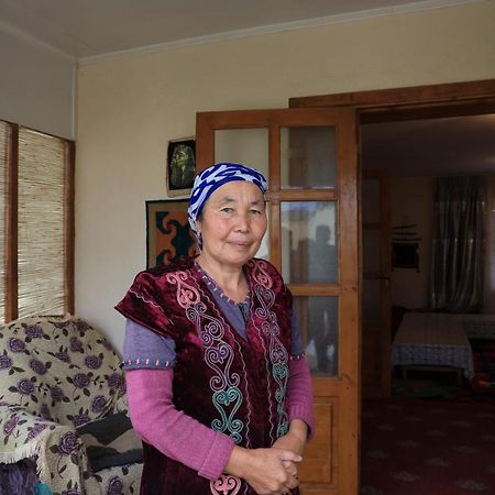 Guest House Guljan Bokonbayevo Zewnętrze zdjęcie