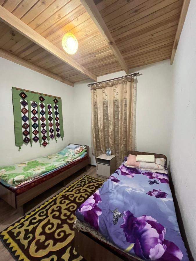 Guest House Guljan Bokonbayevo Zewnętrze zdjęcie