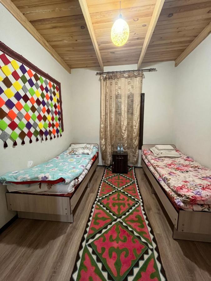 Guest House Guljan Bokonbayevo Zewnętrze zdjęcie