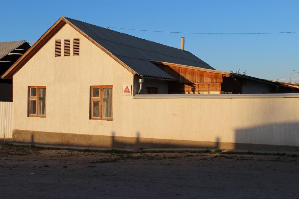 Guest House Guljan Bokonbayevo Zewnętrze zdjęcie