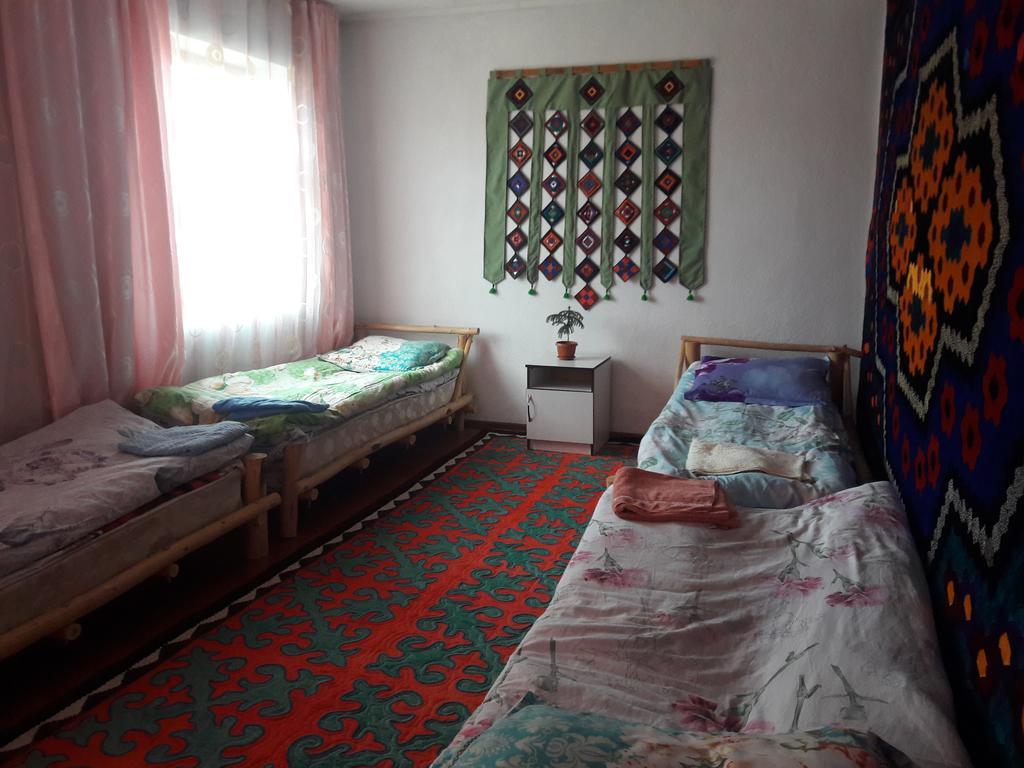 Guest House Guljan Bokonbayevo Zewnętrze zdjęcie